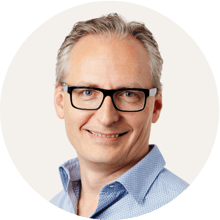 AlexanderF_beige-baggrund